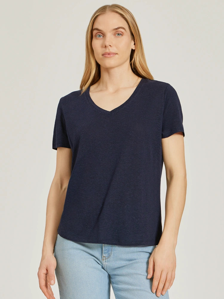 bvnt_lind_navy__750x1000_1.jpg