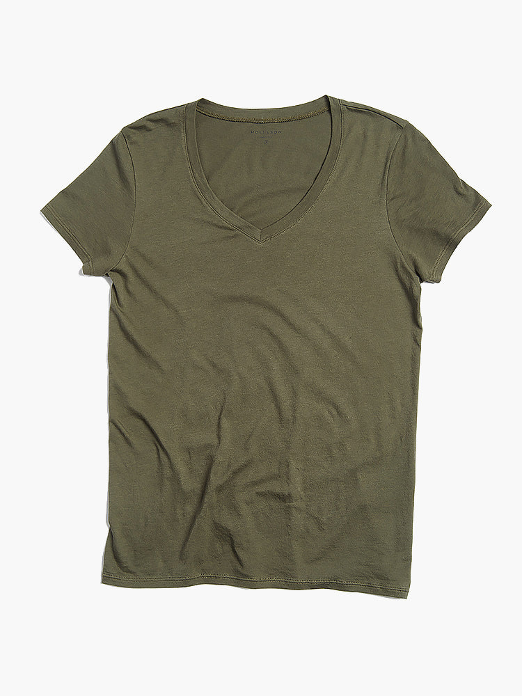 green_v_neck_0192.jpg