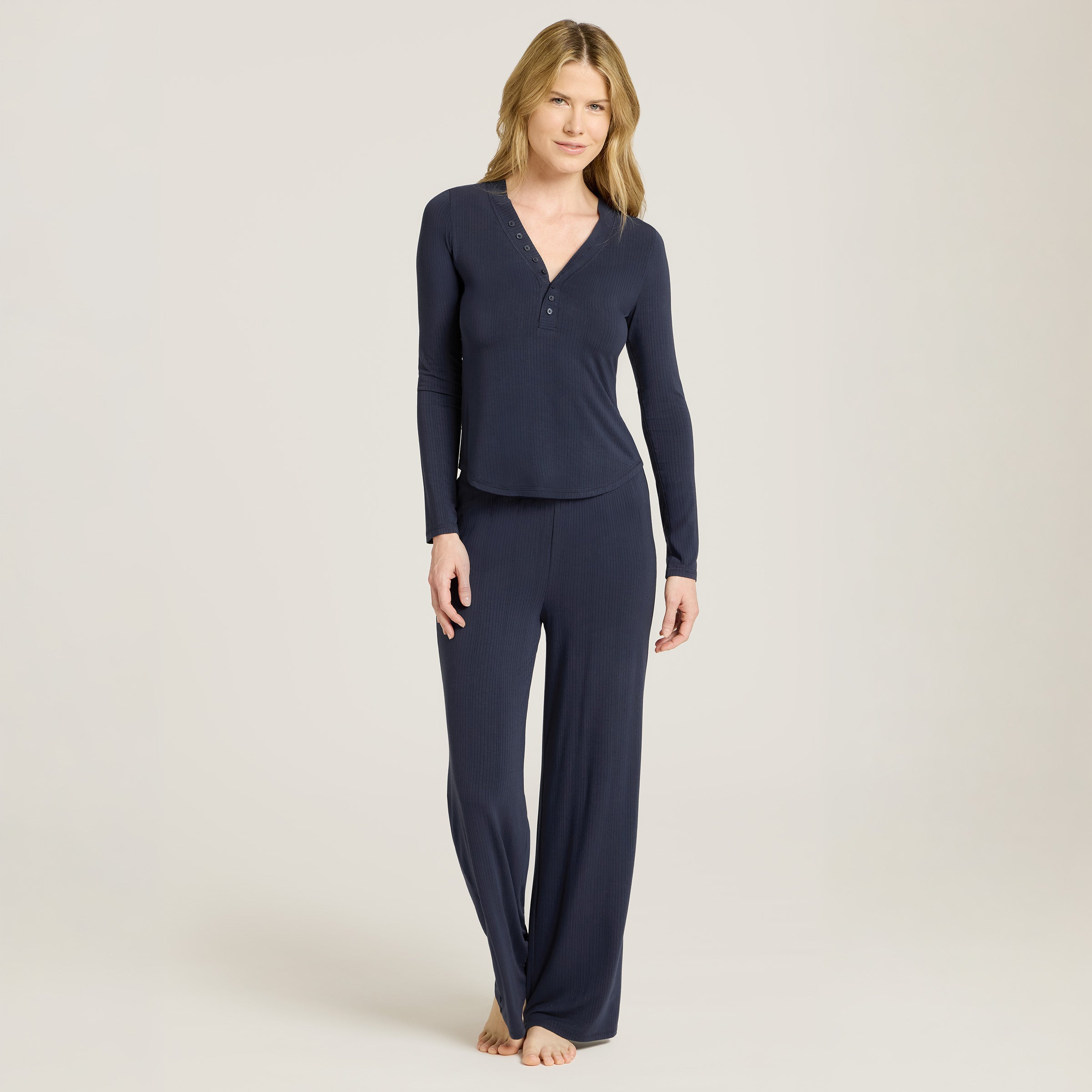 llsh_abbe_navy_2400x2400_2.jpg