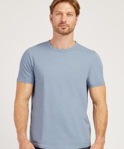 Curved Hem Driggs Tee