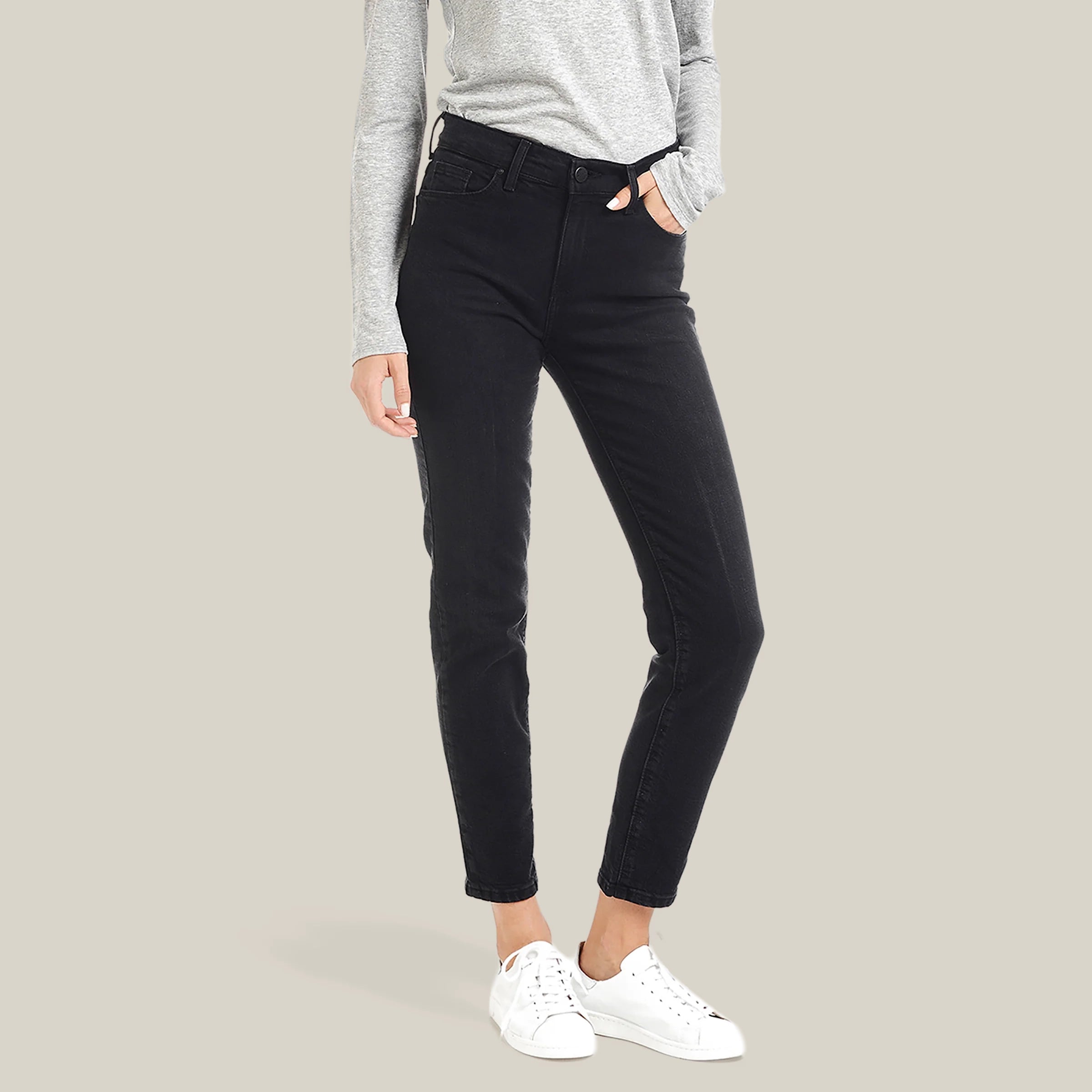 slim_boyfriend_100_cotton_black_073018_0168_1.jpg